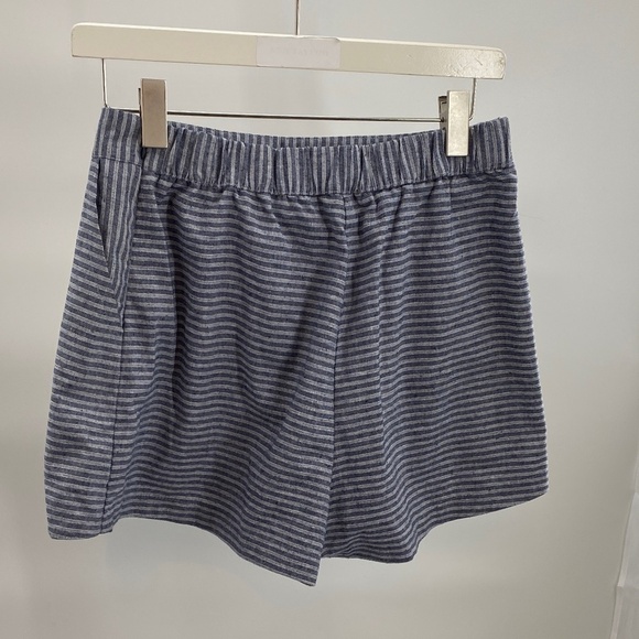 Lush short size Small - Picture 3 of 6